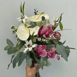 modern bride's bouquet - Photo 1 