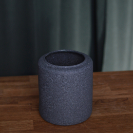 grey vase - Photo 1 
