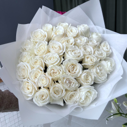 bukiet białych róż - Zdjęcie 2 