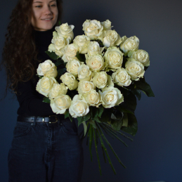 букет высоких белых роз - Фото 1 