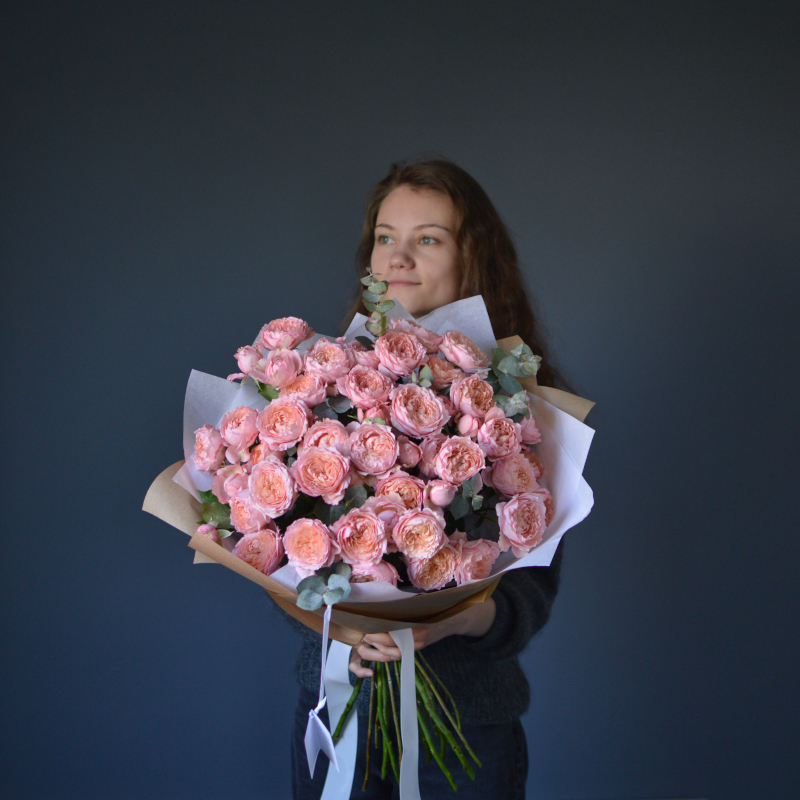 букет кустовых роз 'Julietta' - Фото 1 