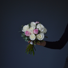 petite bride's bouquet - Photo 1 