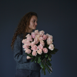 bukiet z 25 róż 'Pink Mondial' - Zdjęcie 1 